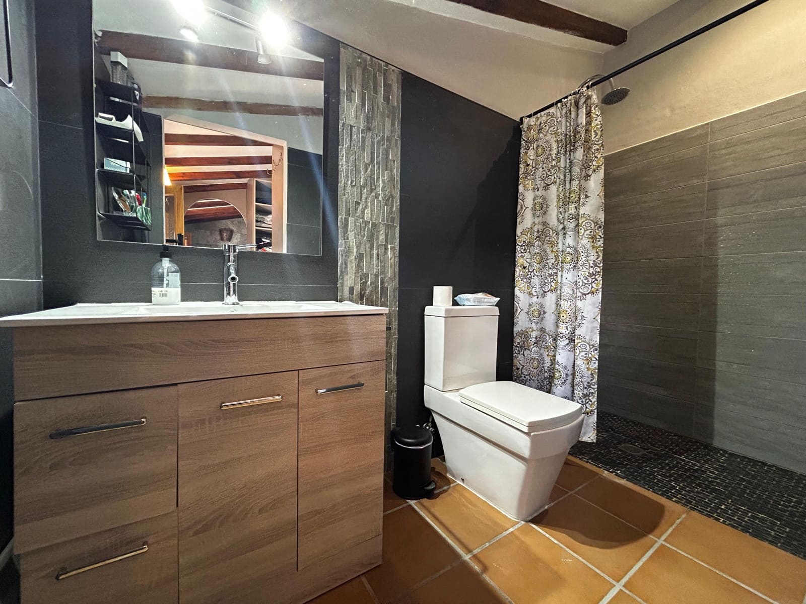 7 makuuhuone Huvila myytävänä paikassa Benissa mukana uima-altaan - 970 000 € (Ref: 9413632)