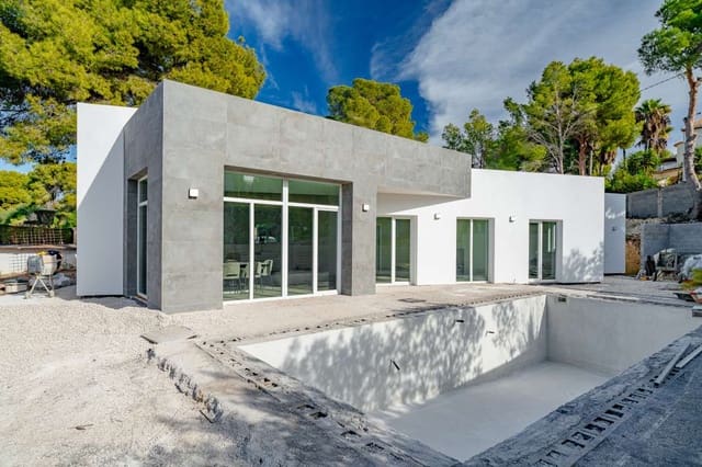 3 bedroom Villa for sale in Cometa - Carrió, Calpe / Calp with pool - € 799,000 (Ref: 9419058)