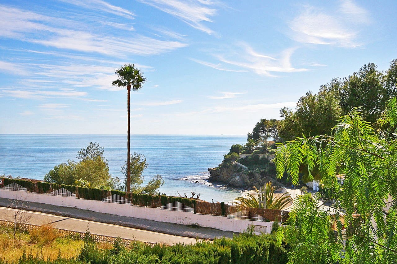 4 bedroom Villa for sale in Benissa with pool - € 954,000 (Ref: 9419061)