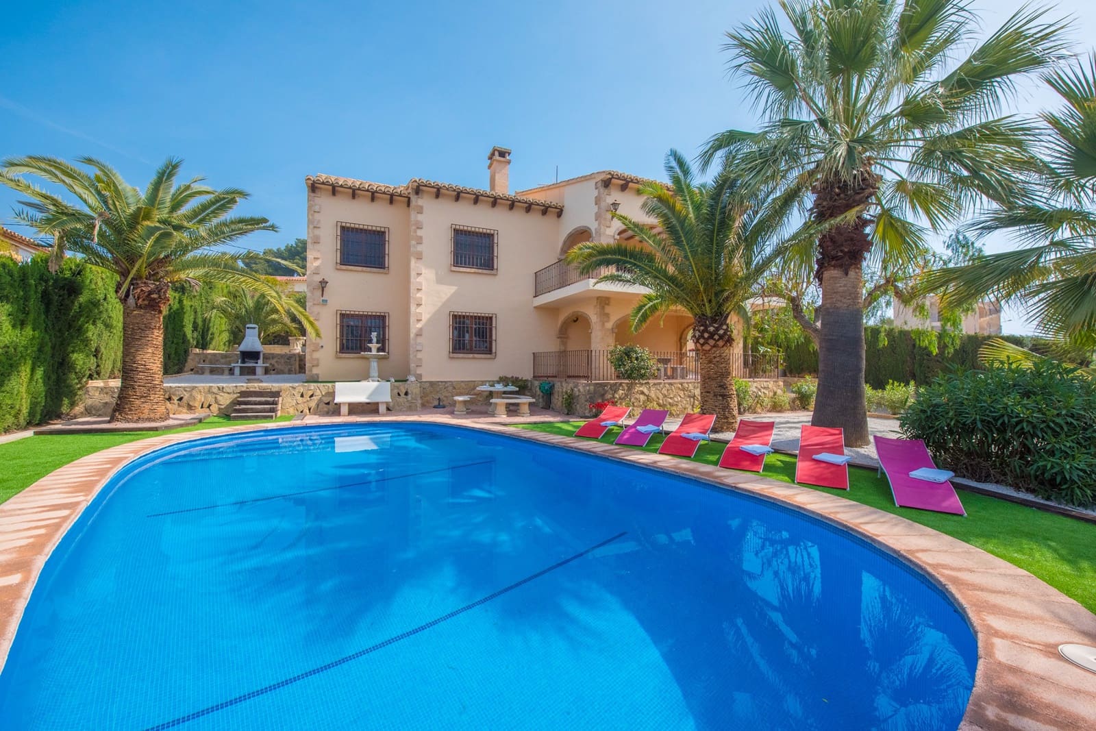 4 bedroom Villa for sale in Benissa with pool - € 954,000 (Ref: 9419061)