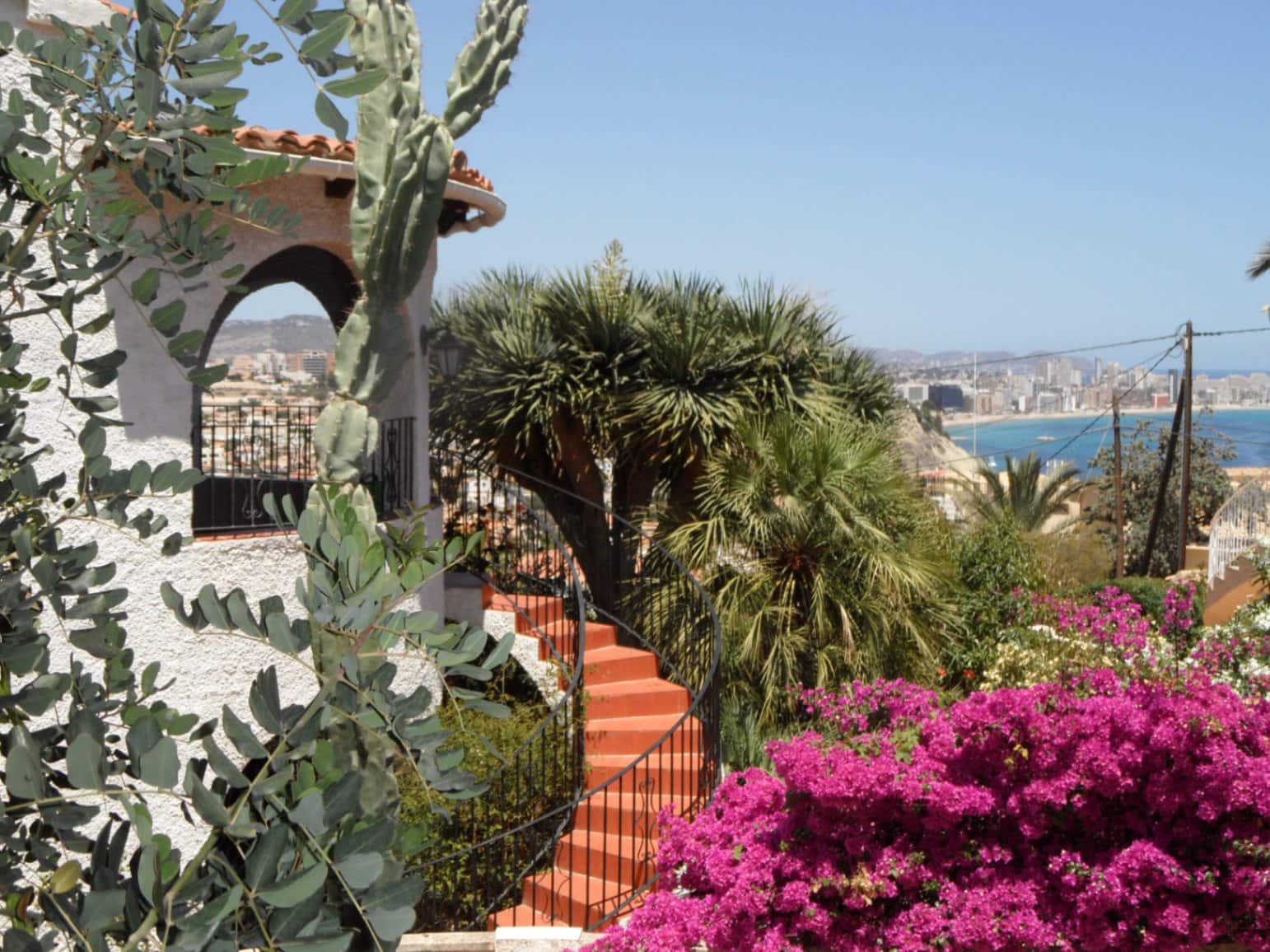 3 chambre Villa/Maison à vendre à Calpe / Calp avec piscine garage - 525 000 € (Ref: 9429423)