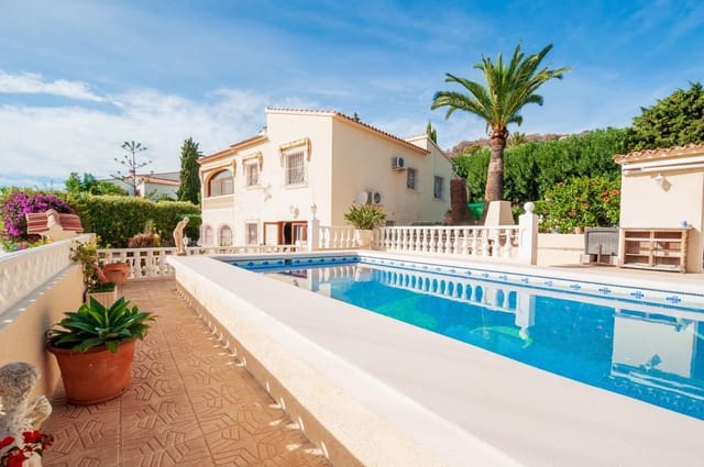 3 bedroom Villa for sale in Cometa - Carrió, Calpe / Calp with pool - € 490,000 (Ref: 9429426)