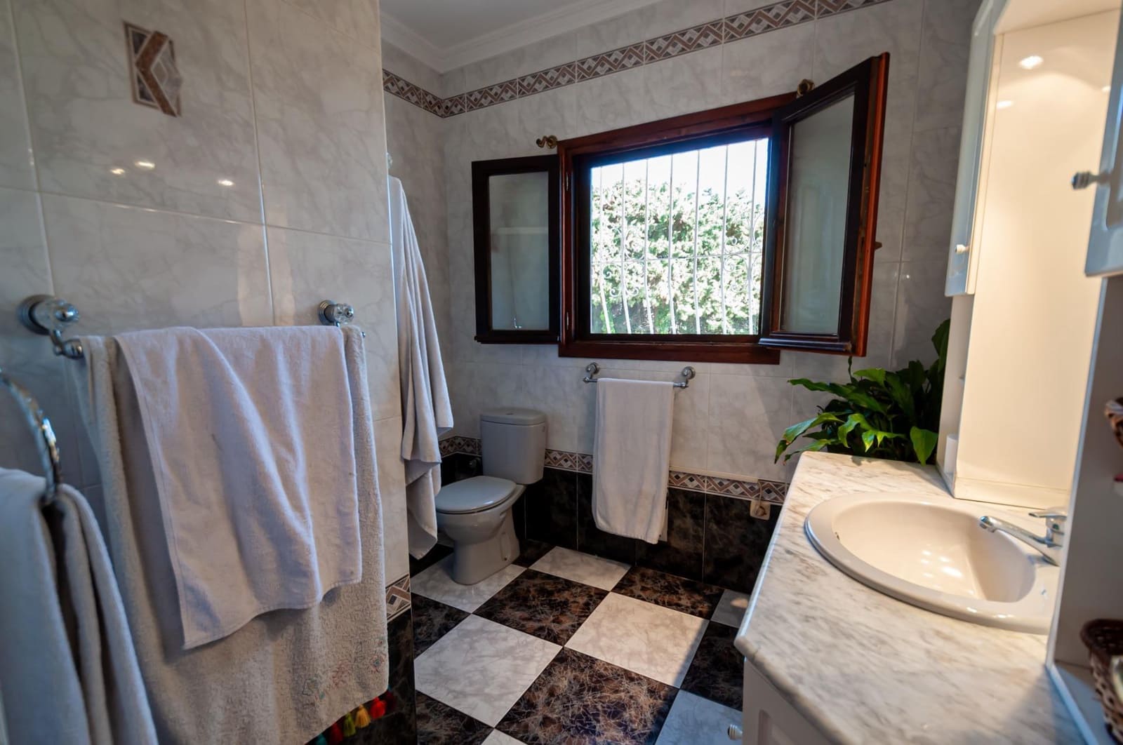 3 bedroom Villa for sale in Calpe / Calp with pool - € 490,000 (Ref: 9429426)