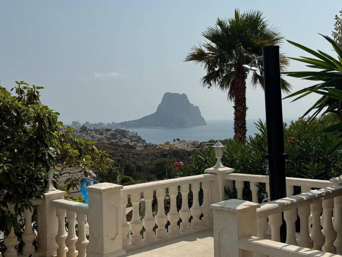 4 makuuhuone Huvila myytävänä paikassa Calpe / Calp mukana uima-altaan - 890 000 € (Ref: 9429433)