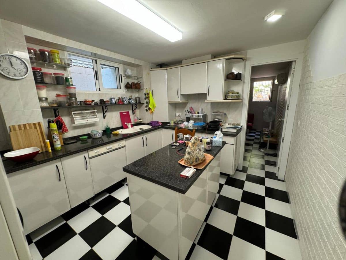 4 makuuhuone Huvila myytävänä paikassa Calpe / Calp mukana uima-altaan - 890 000 € (Ref: 9429433)