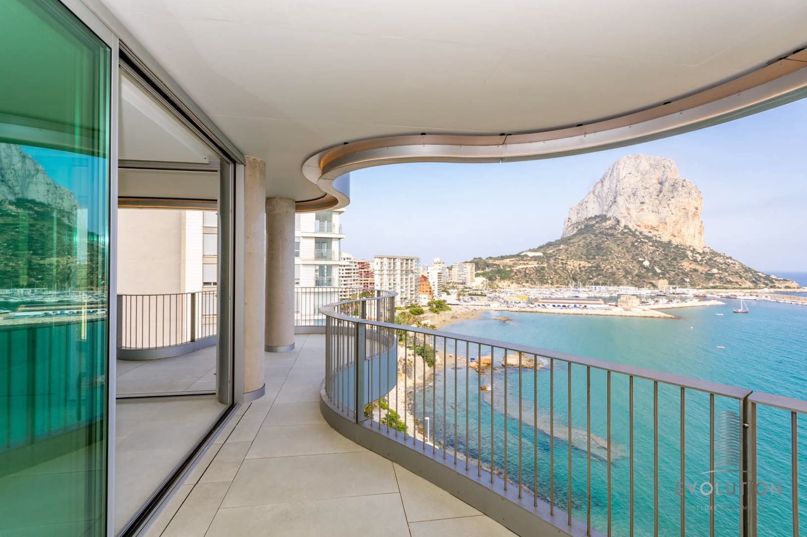 3 chambre Appartement à vendre à Calpe / Calp avec piscine garage - 1 530 000 € (Ref: 9429436)