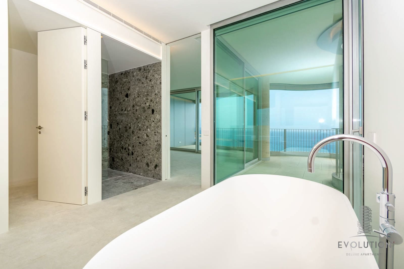 3 chambre Appartement à vendre à Calpe / Calp avec piscine garage - 1 530 000 € (Ref: 9429436)