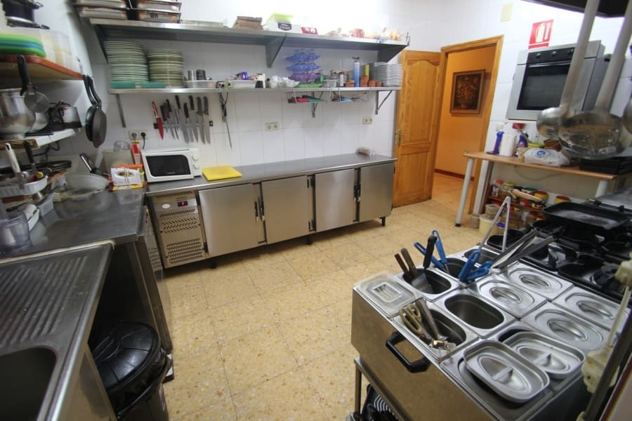 Restaurant/Bar til salgs i Calpe / Calp - € 510 000 (Ref: 9429442)