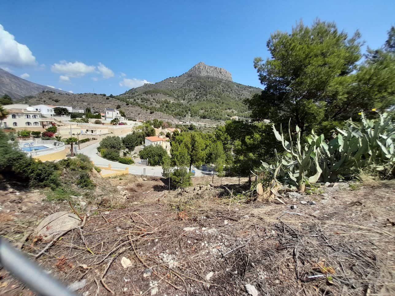Ubebygd land til salgs i Calpe / Calp - € 150 000 (Ref: 9429446)
