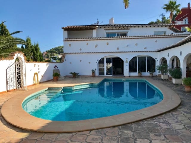 8 sovrum Villa till salu i Cometa - Carrió, Calpe / Calp med pool garage - 790 000 € (Ref: 9429448)