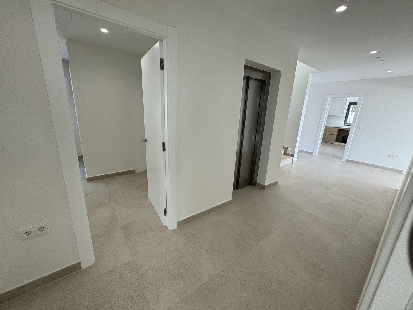 5 slaapkamer Villa te koop in Altea met zwembad - € 2.950.000 (Ref: 9429456)