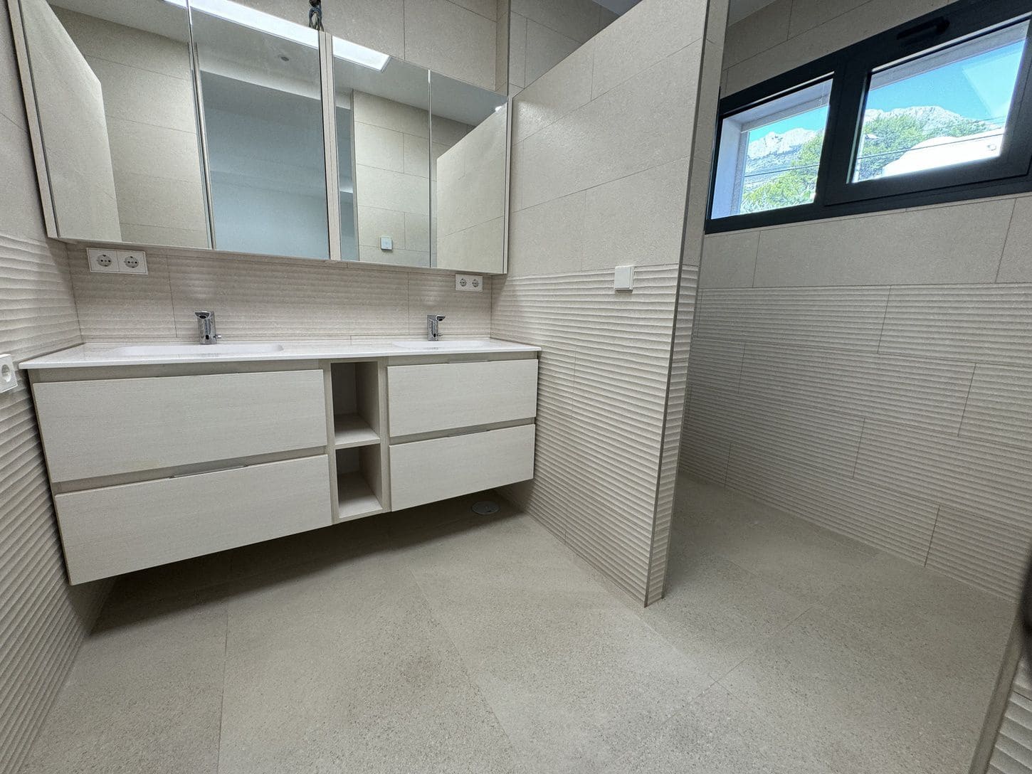 5 slaapkamer Villa te koop in Altea met zwembad - € 2.950.000 (Ref: 9429456)