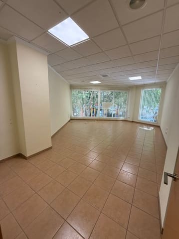 3 sypialnia Biznes do wynajęcia w Pueblo, Calpe / Calp - 1 200 € (Ref: 9430825)