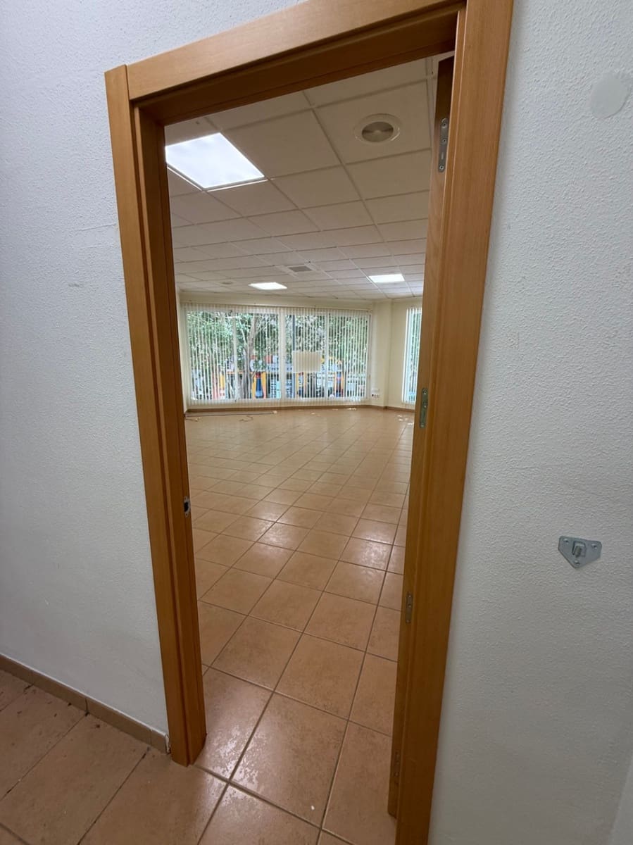 3 sypialnia Biznes do wynajęcia w Calpe / Calp - 1 200 € (Ref: 9430825)