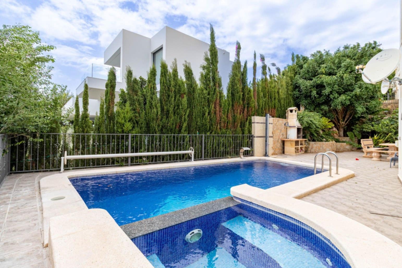 3 soveværelse Rækkehus til salg i Altea - € 350.000 (Ref: 9430826)