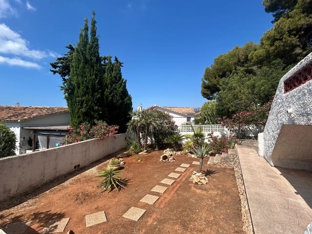 4 makuuhuone Huvila myytävänä paikassa Cometa - Carrió, Calpe / Calp mukana 
autotalli - 375 000 € (Ref: 9430830)