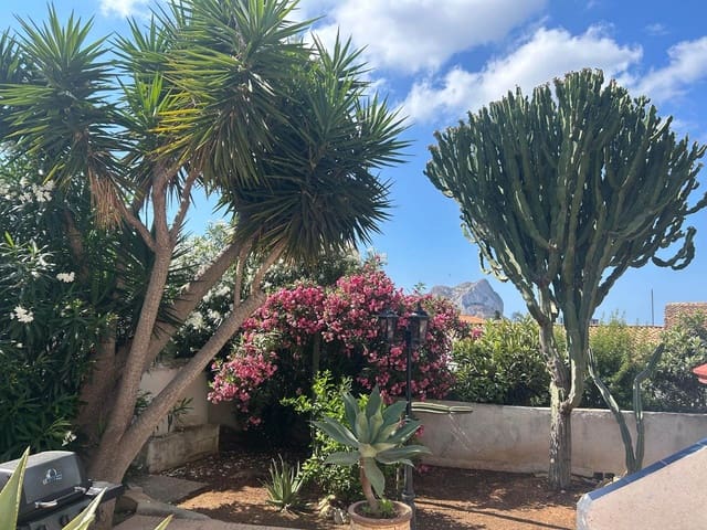 4 makuuhuone Huvila myytävänä paikassa Cometa - Carrió, Calpe / Calp mukana 
autotalli - 375 000 € (Ref: 9430830)