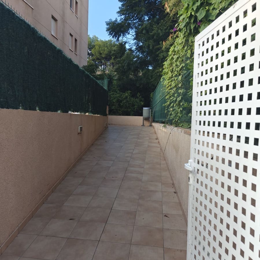 Biznes do wynajęcia w Calpe / Calp - 550 € (Ref: 9430831)