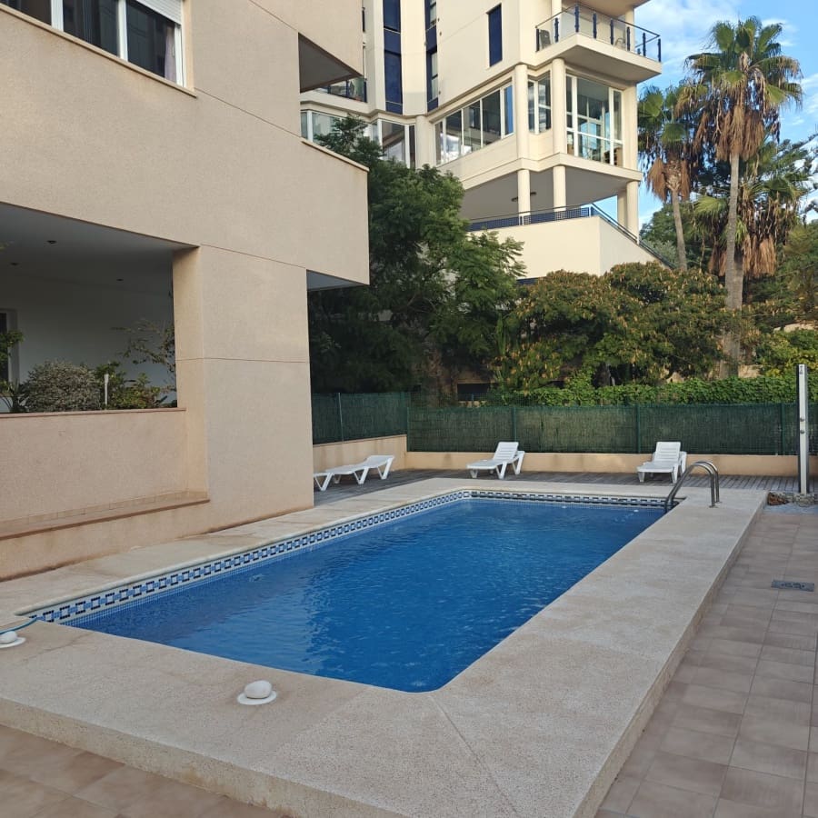 Biznes do wynajęcia w Calpe / Calp - 550 € (Ref: 9430831)