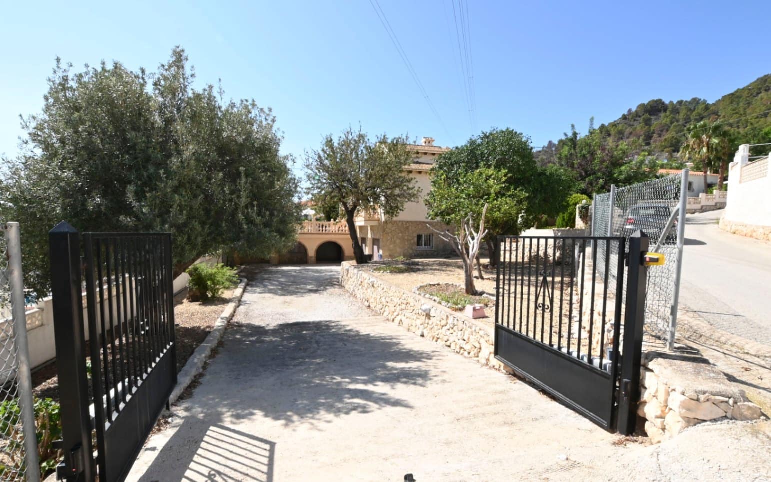 Chalet de 3 habitaciones en Calpe / Calp en venta - 650.000 € (Ref: 9436733)