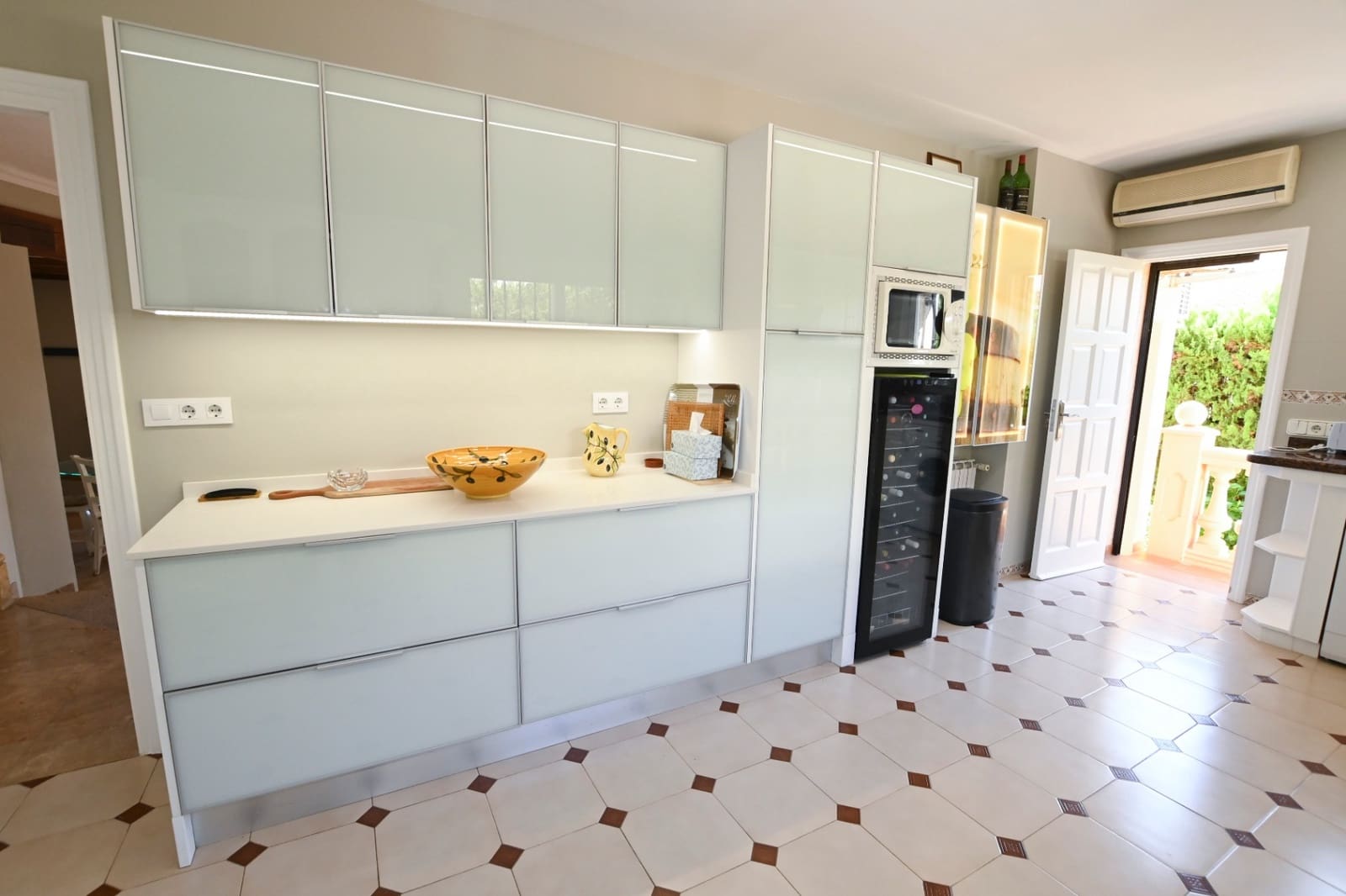 Chalet de 3 habitaciones en Calpe / Calp en venta - 650.000 € (Ref: 9436733)