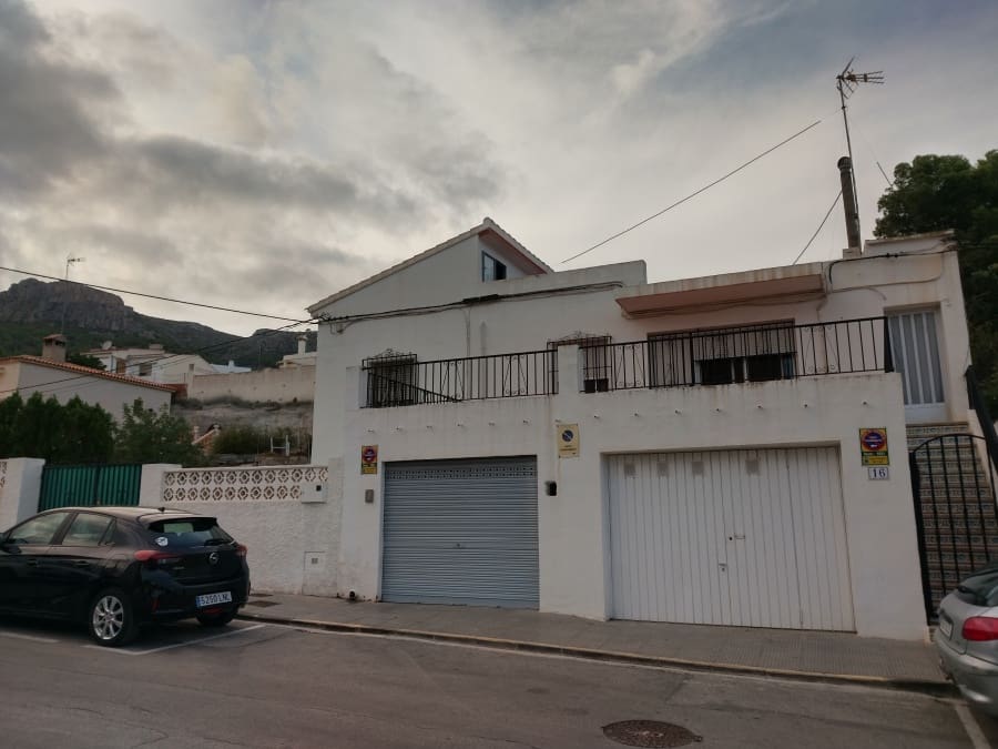 4 Zimmer Haus zu verkaufen in Calpe / Calp - 525.000 € (Ref: 9441266)
