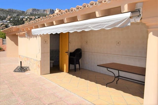 5 makuuhuone Huvila myytävänä paikassa Canuta, Calpe / Calp mukana uima-altaan - 650 000 € (Ref: 9445840)