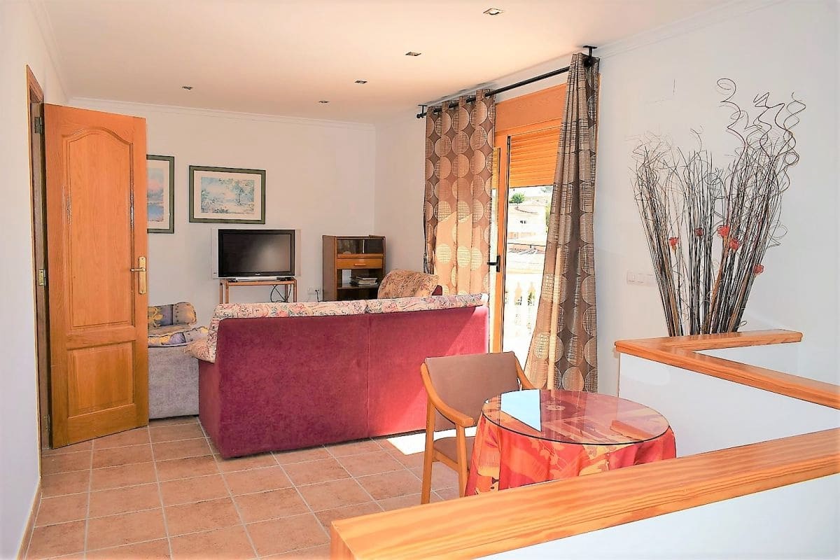 5 makuuhuone Huvila myytävänä paikassa Calpe / Calp mukana uima-altaan - 650 000 € (Ref: 9445840)