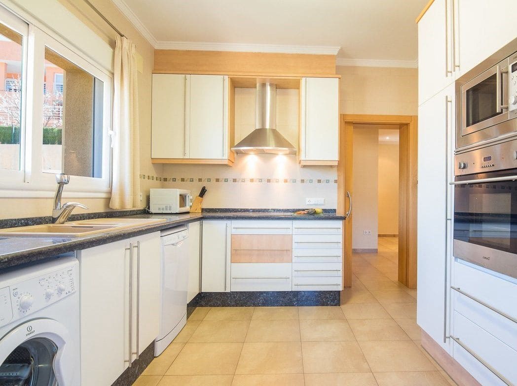 4 slaapkamer Villa te koop in Calpe / Calp met zwembad - € 950.000 (Ref: 9448713)