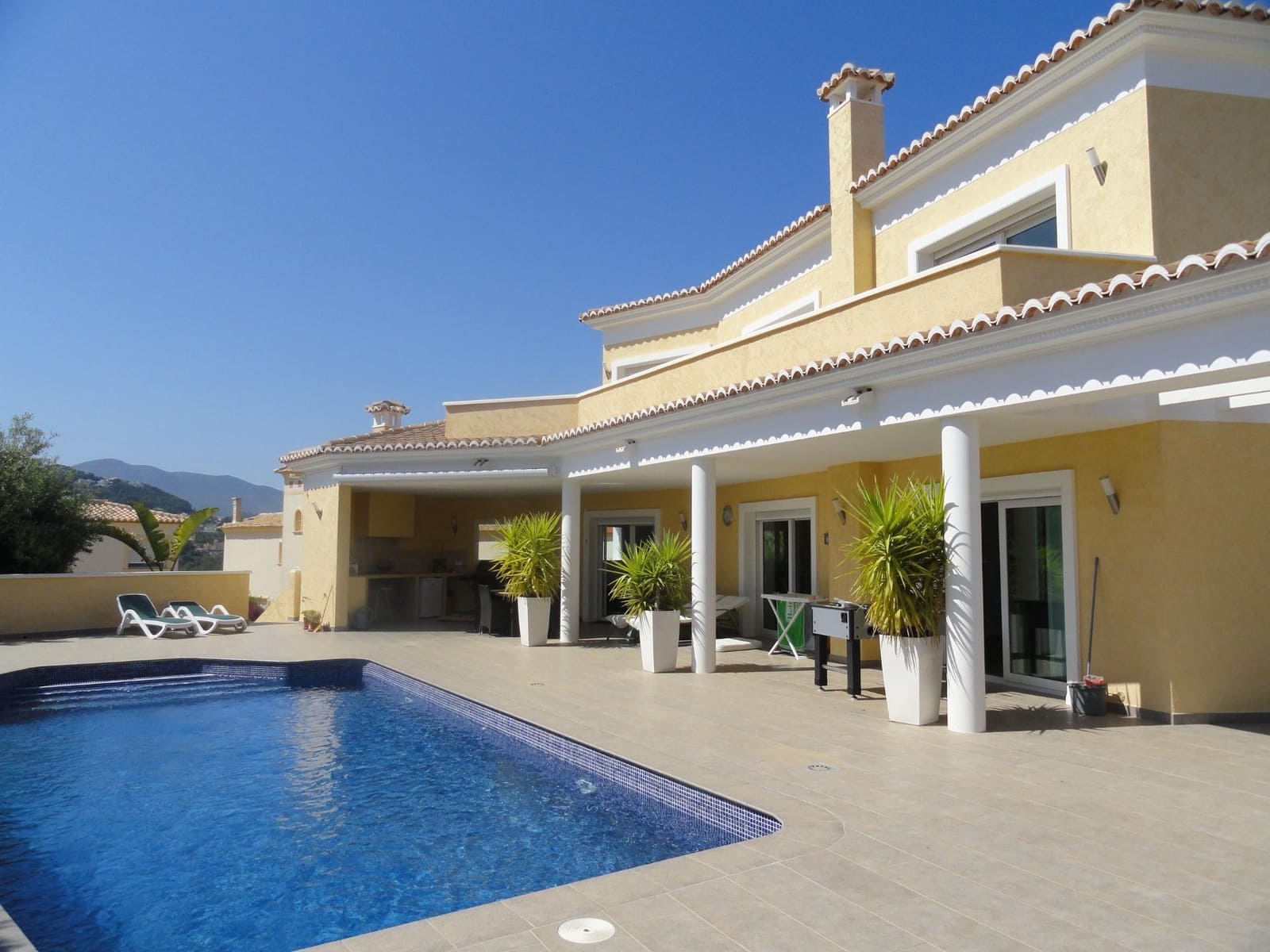 3 bedroom Villa for sale in Calpe / Calp with pool - € 995,000 (Ref: 9451027)