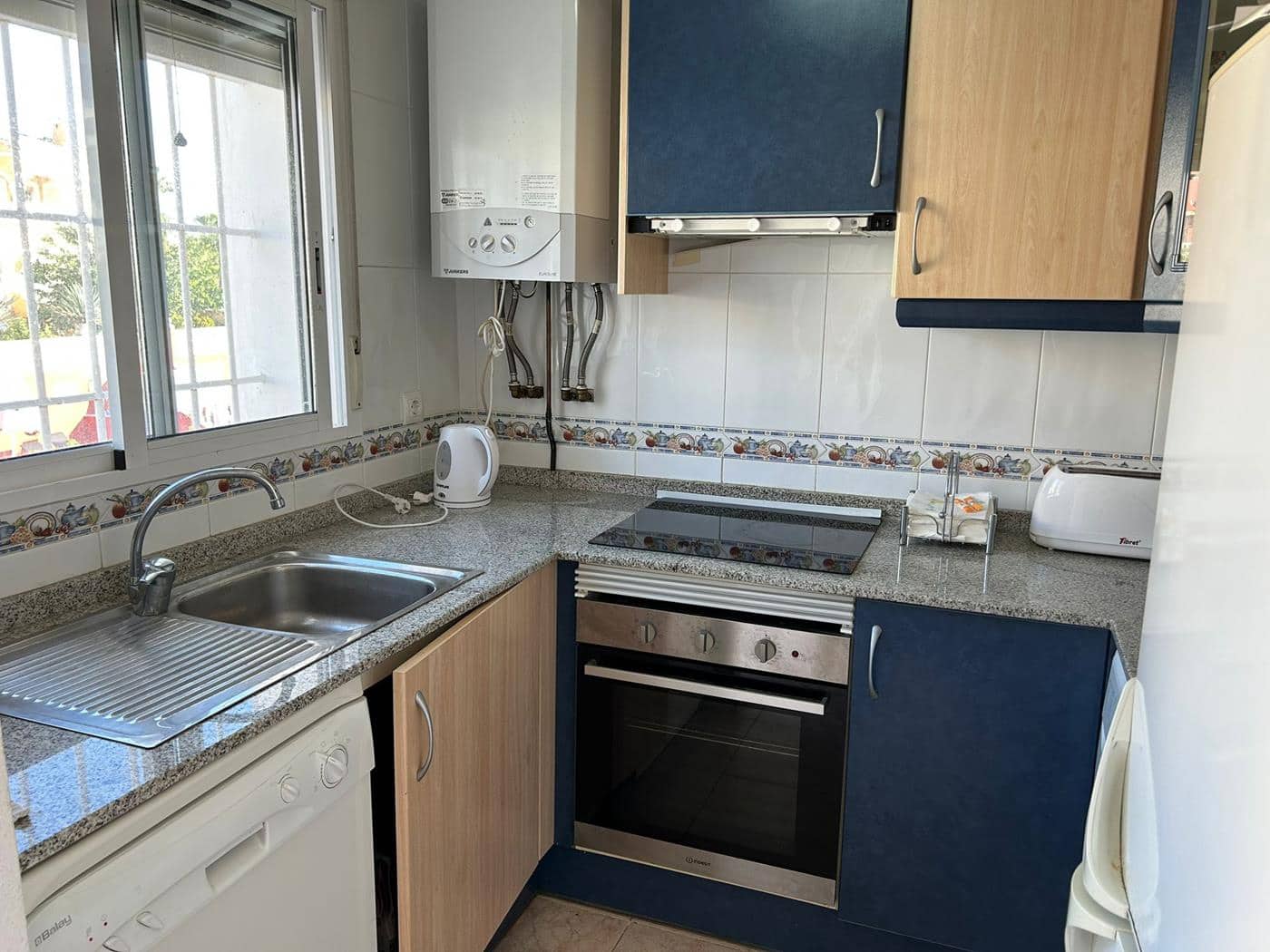 Apartamento de 2 habitaciones en Calpe / Calp en venta con piscina garaje - 240.000 € (Ref: 9451028)