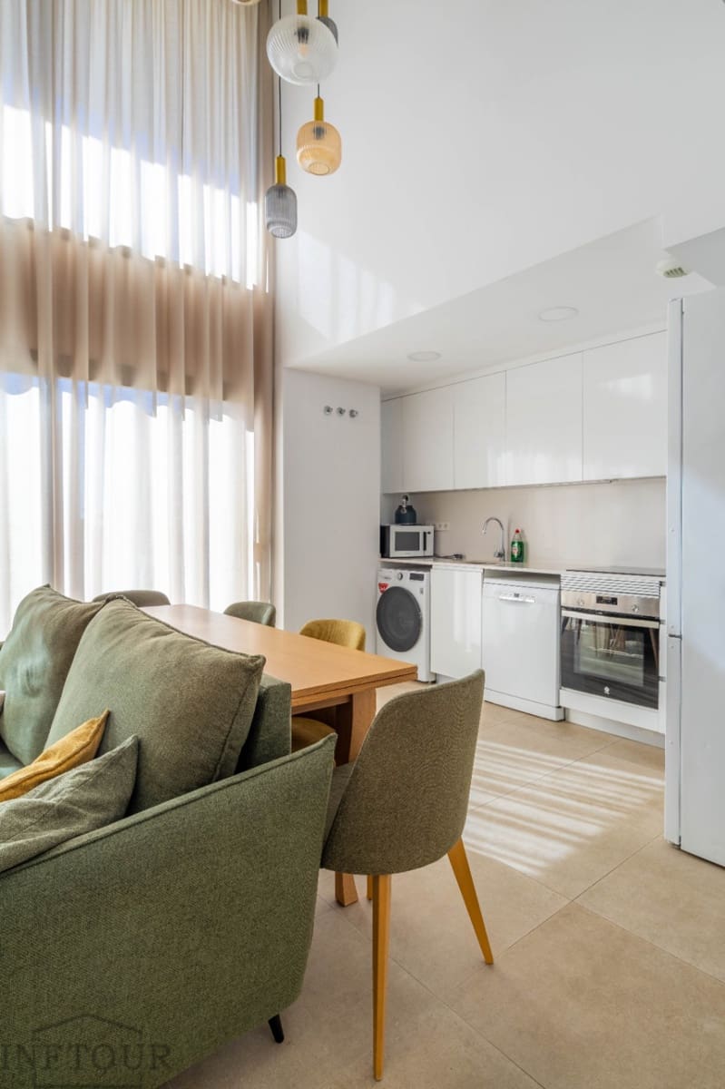 Appartement de 3 chambres à louer à Calpe / Calp avec piscine garage - 2 400 € (Ref: 9451029)