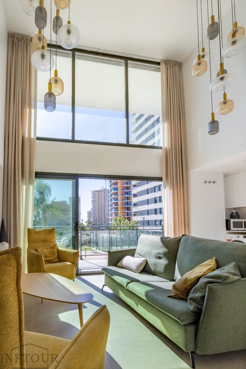 Appartement de 3 chambres à louer à Calpe / Calp avec piscine garage - 2 400 € (Ref: 9451029)