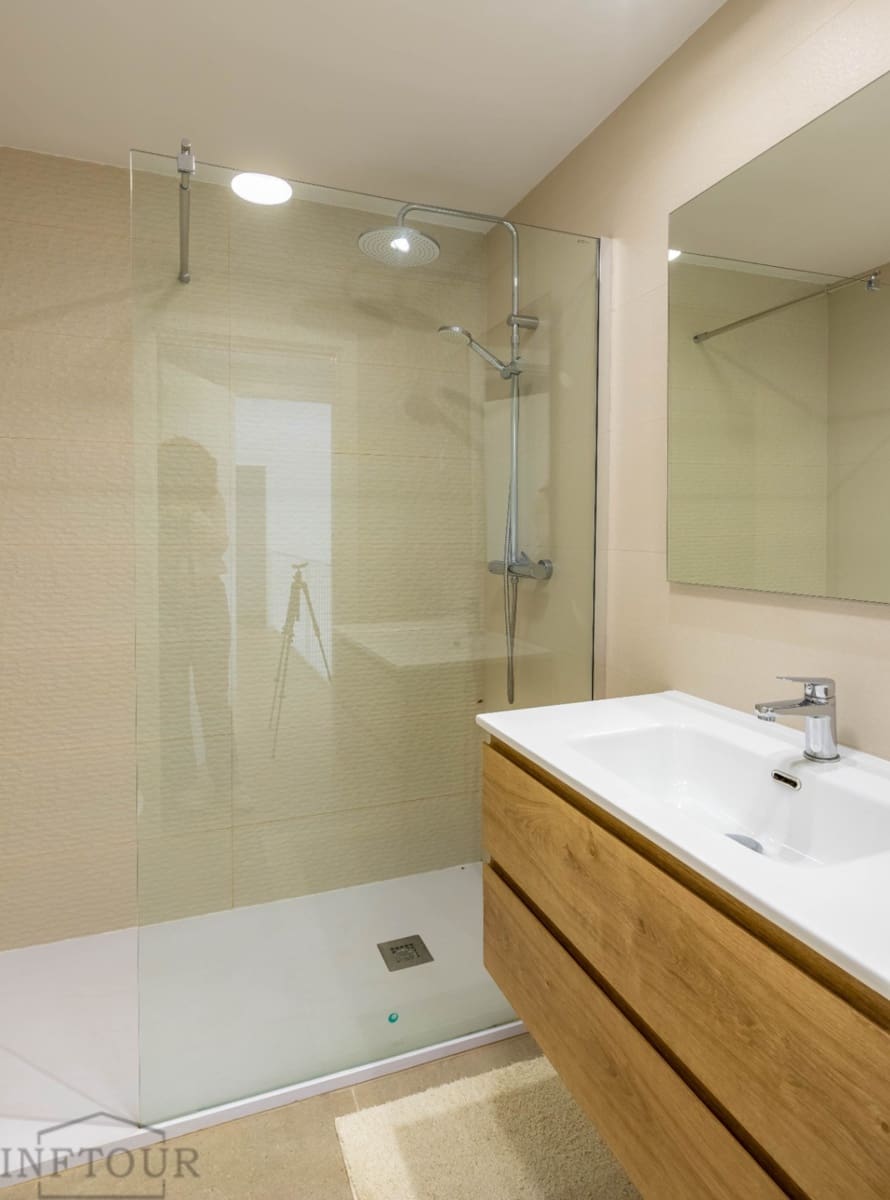 Appartement de 3 chambres à louer à Calpe / Calp avec piscine garage - 2 400 € (Ref: 9451029)