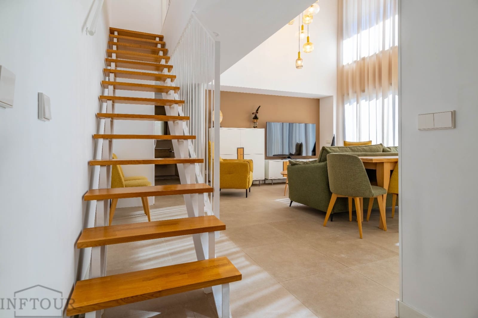 Appartement de 3 chambres à louer à Calpe / Calp avec piscine garage - 2 400 € (Ref: 9451029)