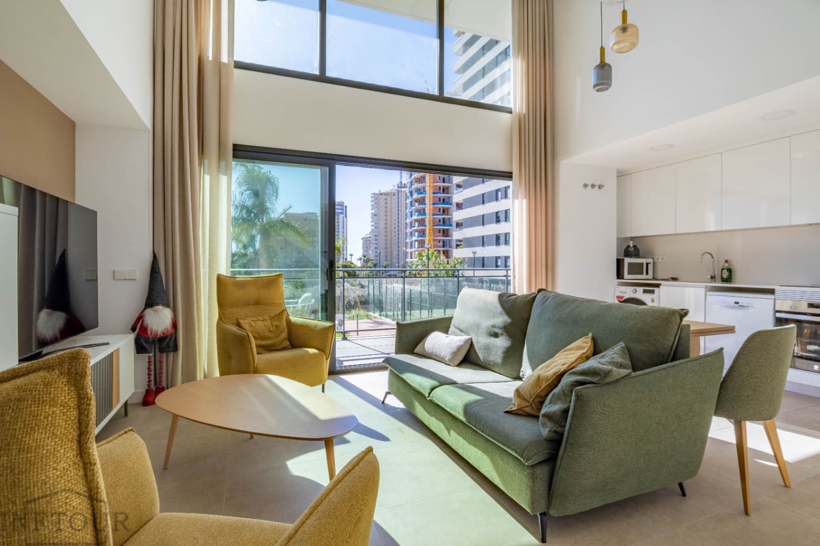 Appartement de 3 chambres à louer à Calpe / Calp avec piscine garage - 2 400 € (Ref: 9451029)