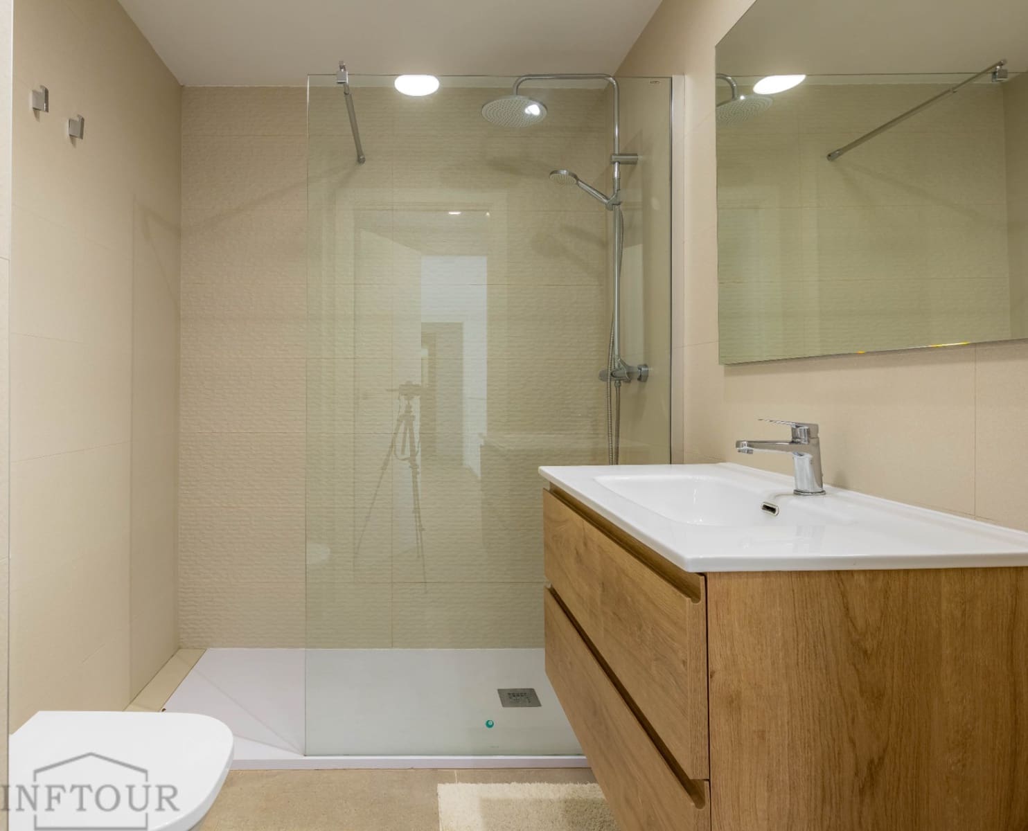 Appartement de 3 chambres à louer à Calpe / Calp avec piscine garage - 2 400 € (Ref: 9451029)