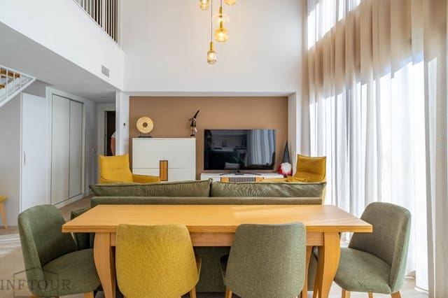 Appartement de 3 chambres à louer à Calpe / Calp avec piscine garage - 2 400 € (Ref: 9451029)