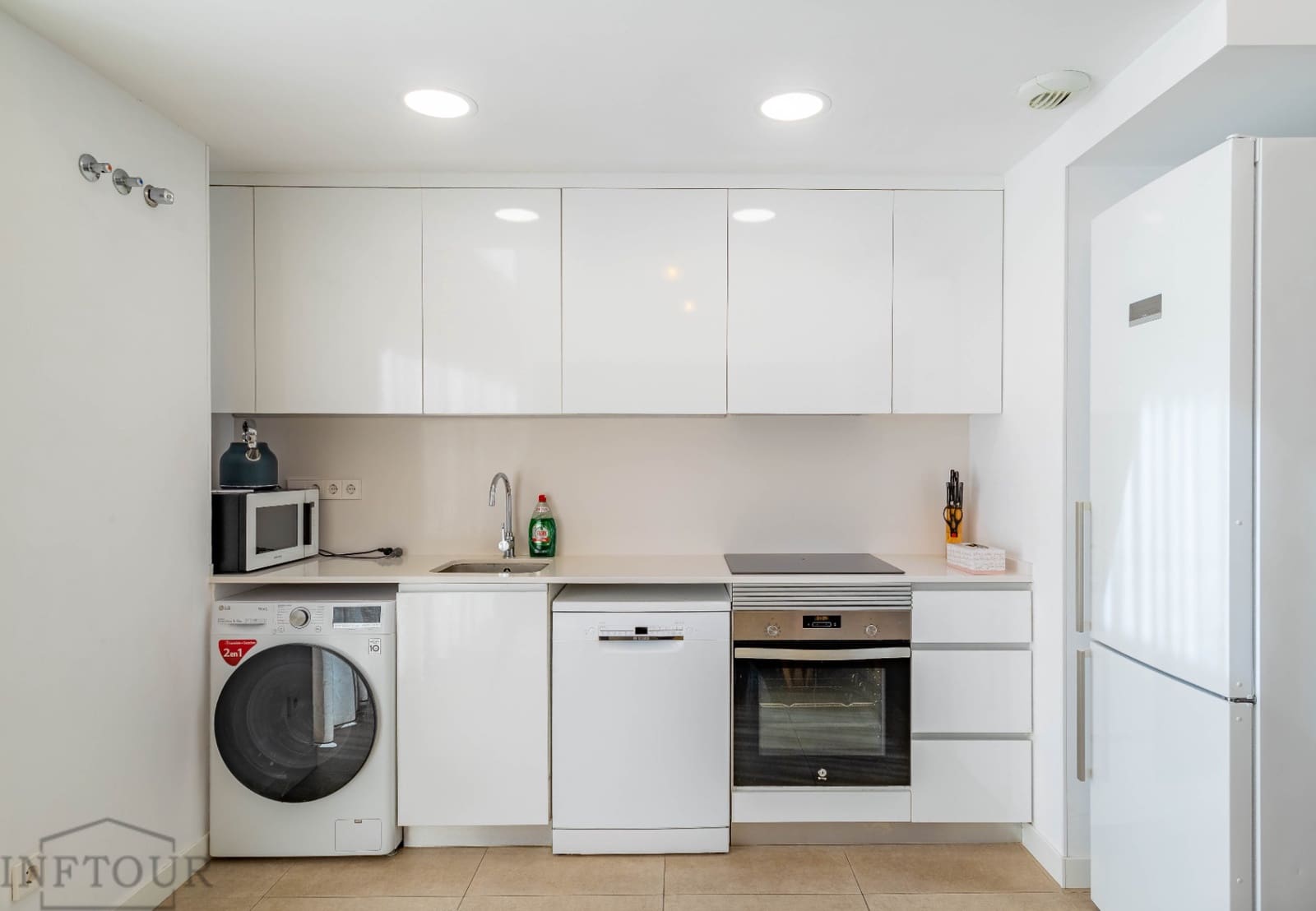 3 makuuhuone Huoneisto vuokrattavana paikassa Calpe / Calp mukana uima-altaan 
autotalli - 2 400 € (Ref: 9451029)