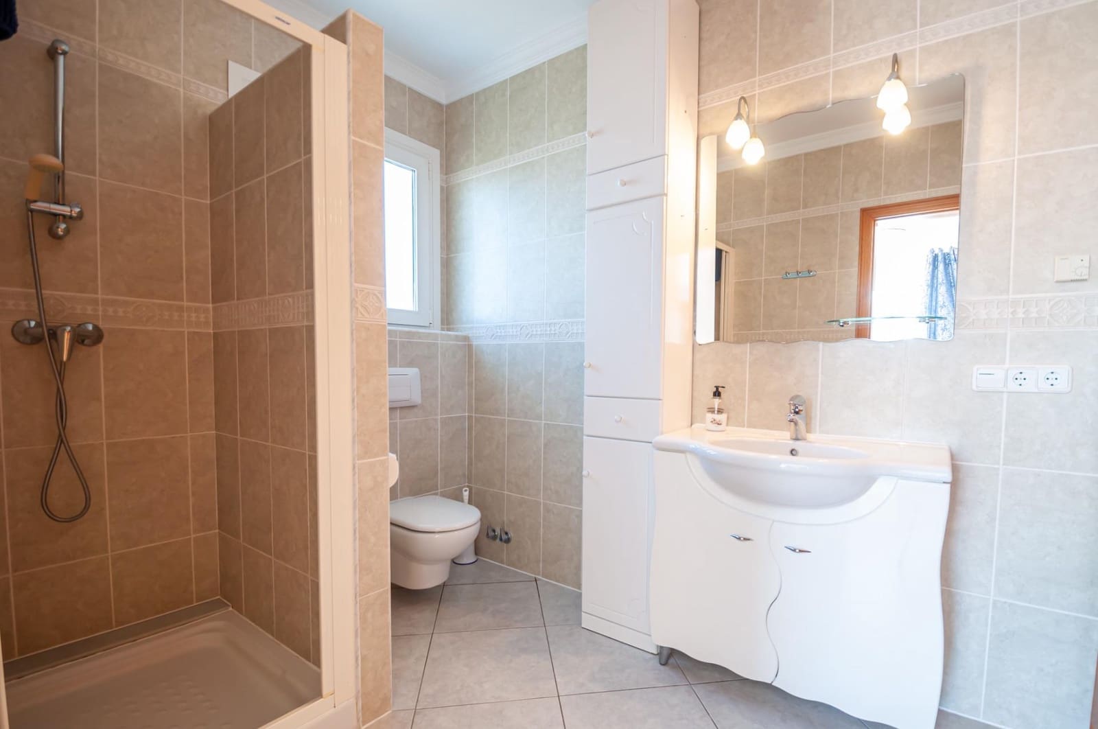 3 slaapkamer Villa te koop in Calpe / Calp met zwembad - € 725.000 (Ref: 9453065)