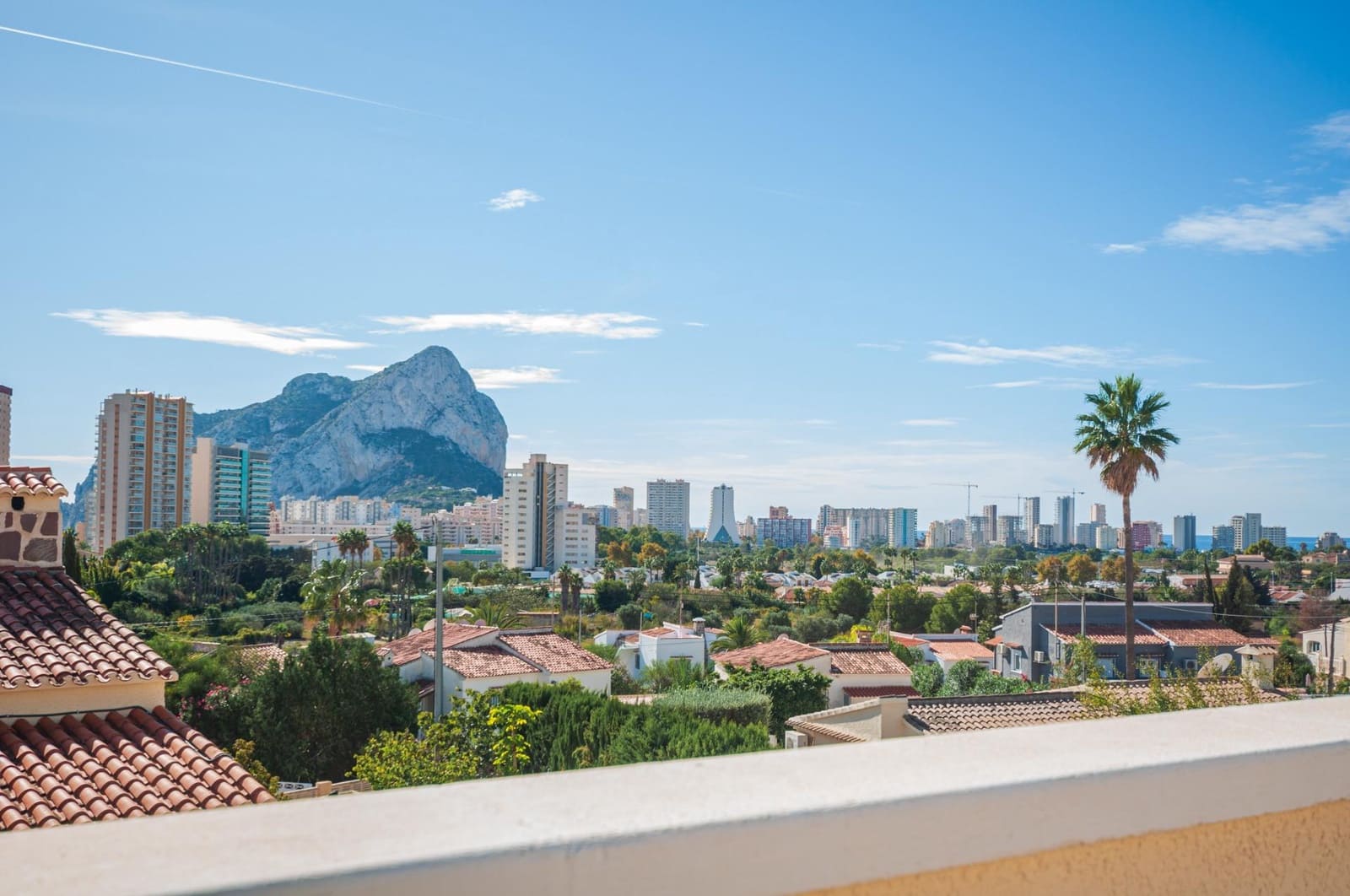 3 slaapkamer Villa te koop in Calpe / Calp met zwembad - € 725.000 (Ref: 9453065)