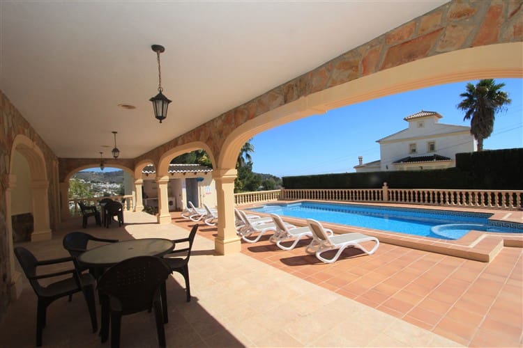 4 camera da letto Villa in vendita in Calpe / Calp con piscina garage - 670.000 € (Rif: 9455897)