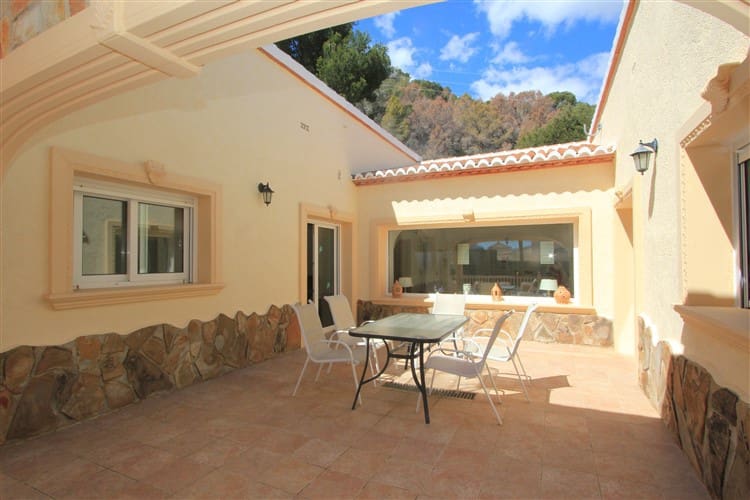 4 camera da letto Villa in vendita in Calpe / Calp con piscina garage - 670.000 € (Rif: 9455897)