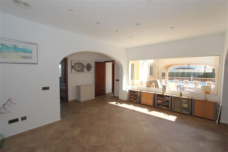 4 camera da letto Villa in vendita in Calpe / Calp con piscina garage - 670.000 € (Rif: 9455897)