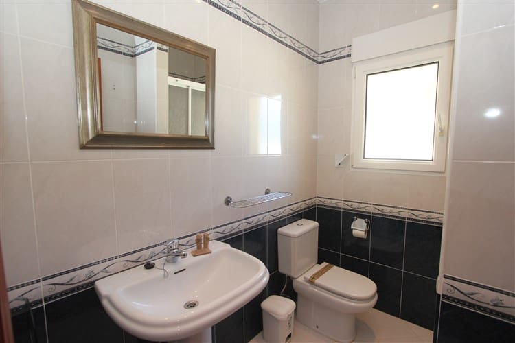 4 camera da letto Villa in vendita in Calpe / Calp con piscina garage - 670.000 € (Rif: 9455897)