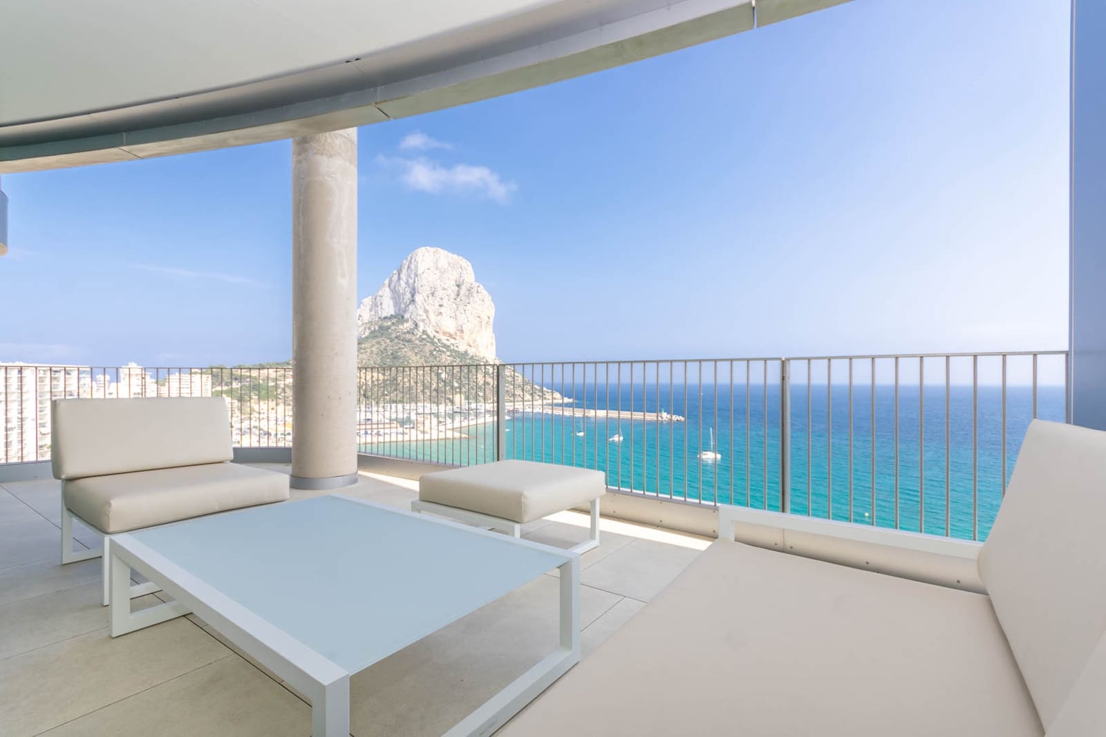 4 slaapkamer Flat te koop in Calpe / Calp met zwembad garage - € 1.600.000 (Ref: 9465225)