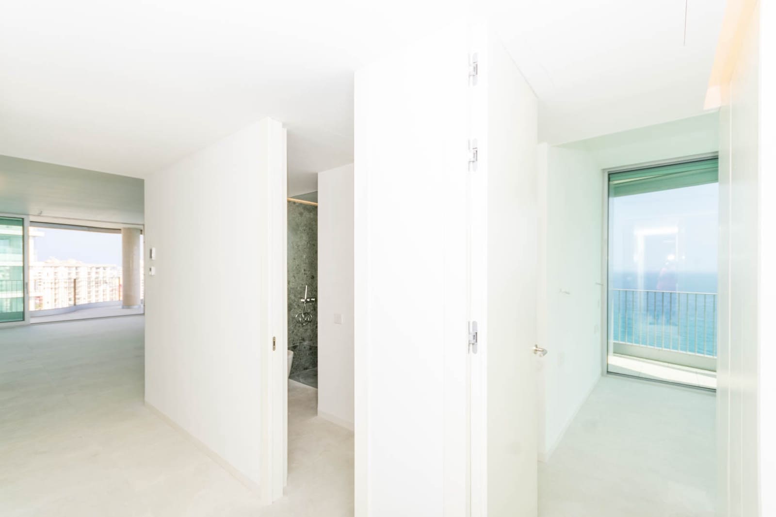 4 slaapkamer Flat te koop in Calpe / Calp met zwembad garage - € 1.600.000 (Ref: 9465225)