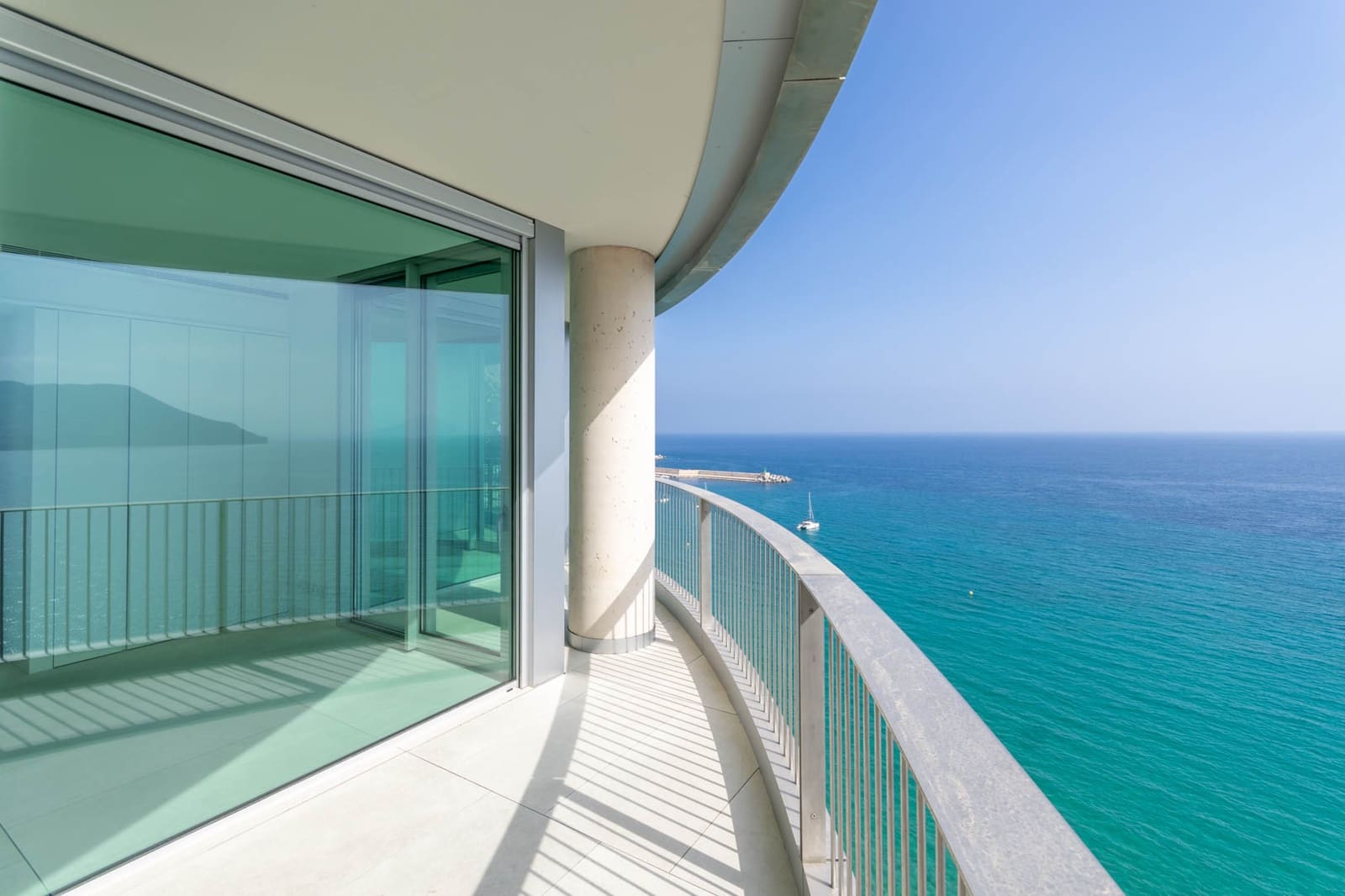 4 slaapkamer Flat te koop in Calpe / Calp met zwembad garage - € 1.600.000 (Ref: 9465225)