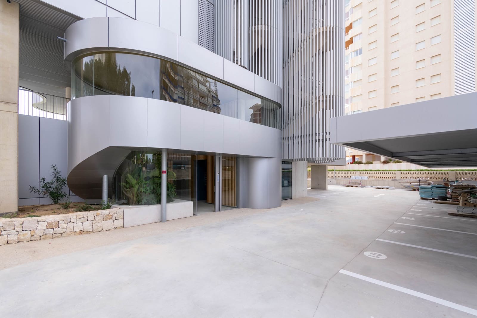 4 slaapkamer Flat te koop in Calpe / Calp met zwembad garage - € 1.600.000 (Ref: 9465225)