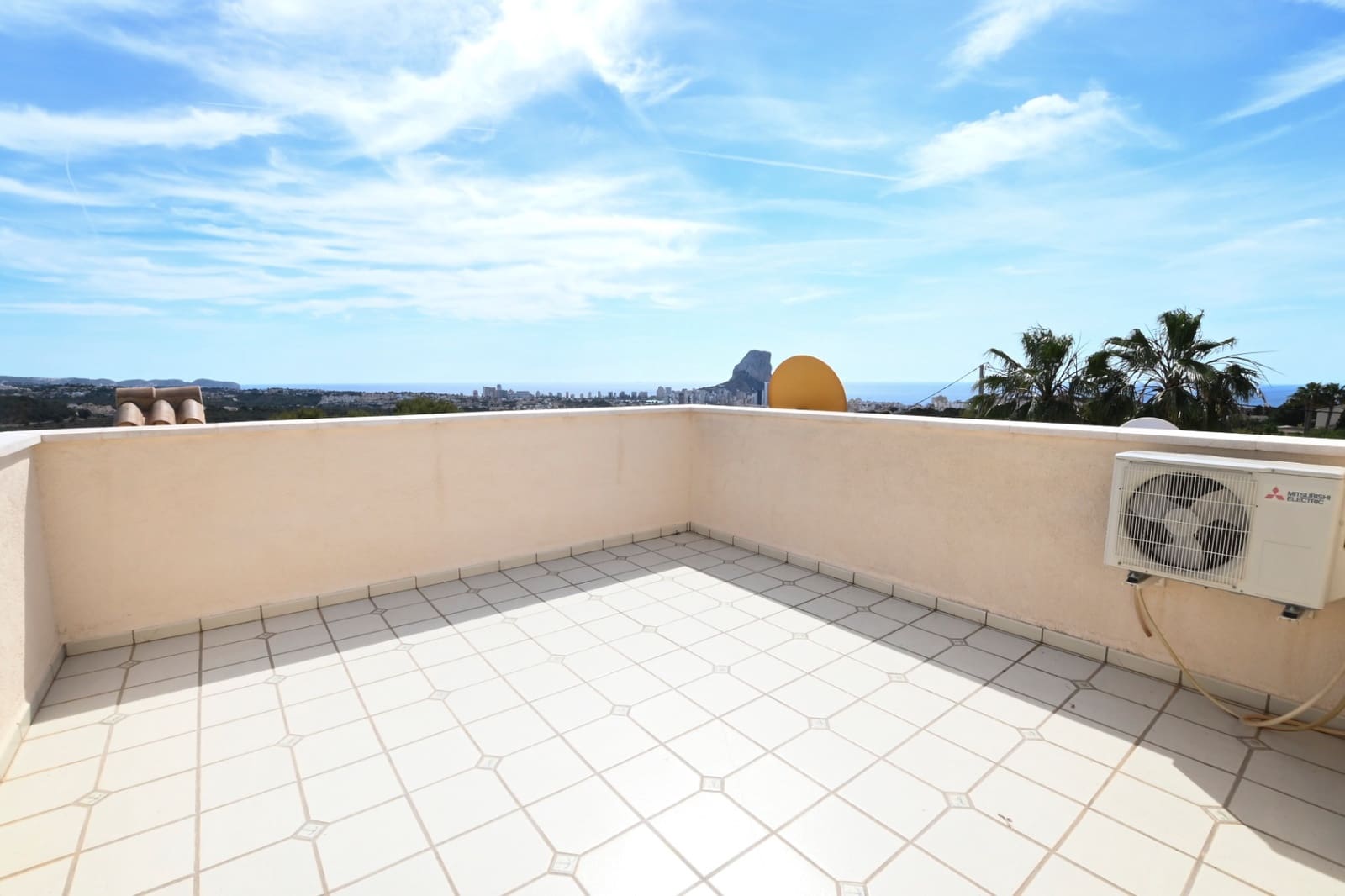 6 Zimmer Villa zu verkaufen in Calpe / Calp - 855.000 € (Ref: 9496871)